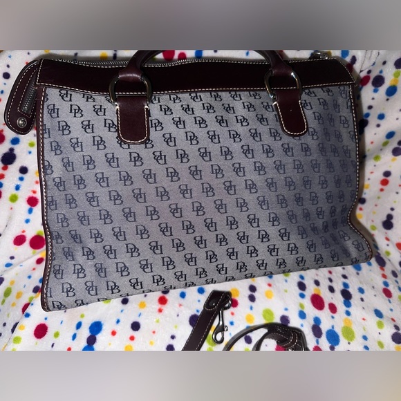 Dooney & Bourke - Picture 5 of 12